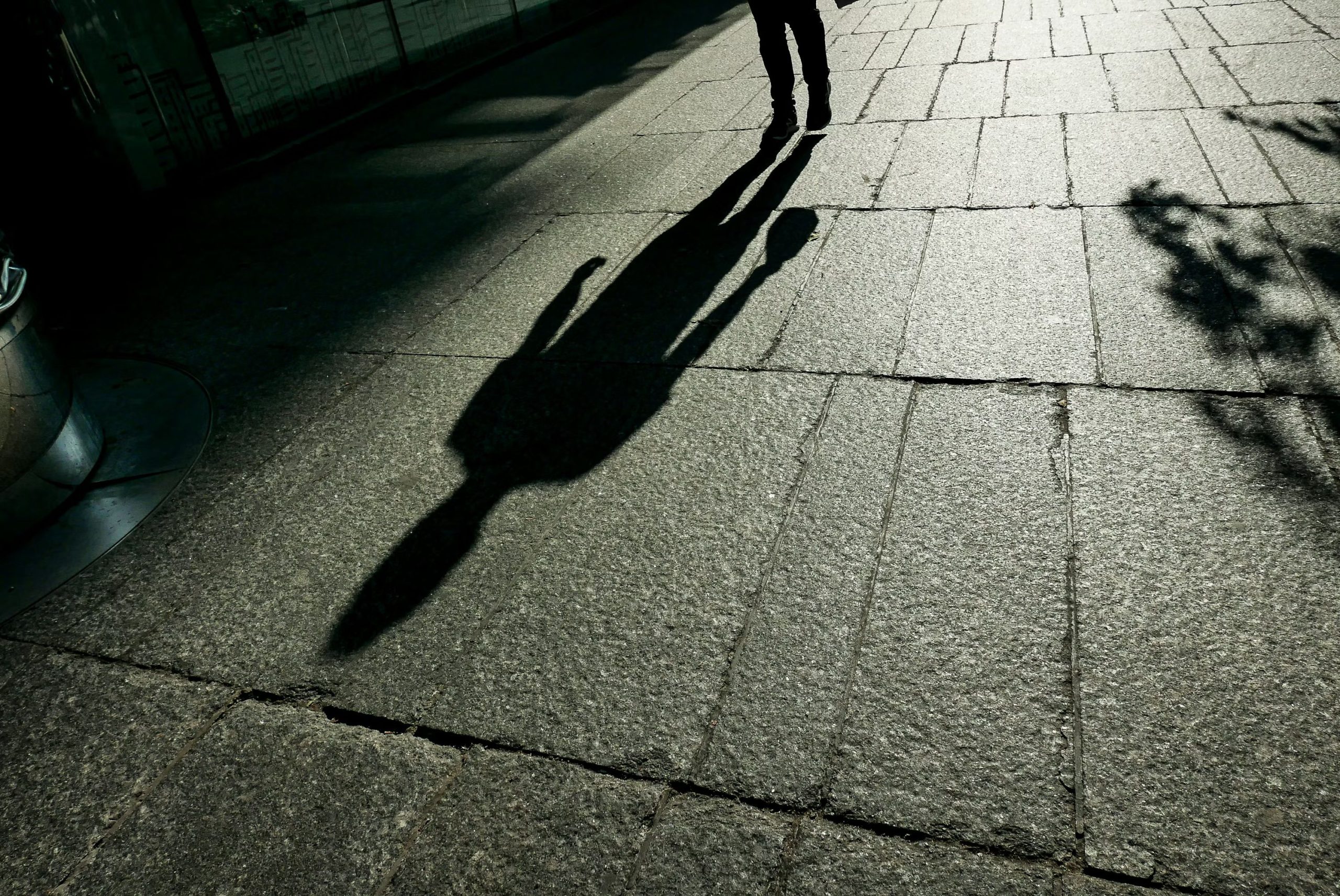 Featured Image of Το πείραμα του αόρατου… εθελοντή που είναι η σκιά του υπουργού post