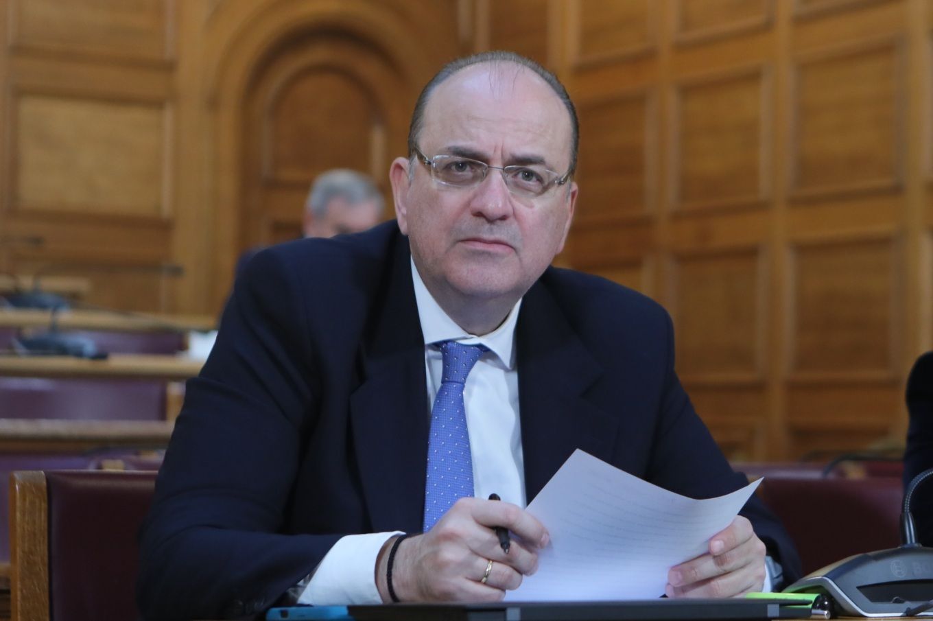 Featured Image of Nocomment: Επιβεβαίωση με «σφραγίδα» παραίτησης για τον Μακάριο Λαζαρίδη post