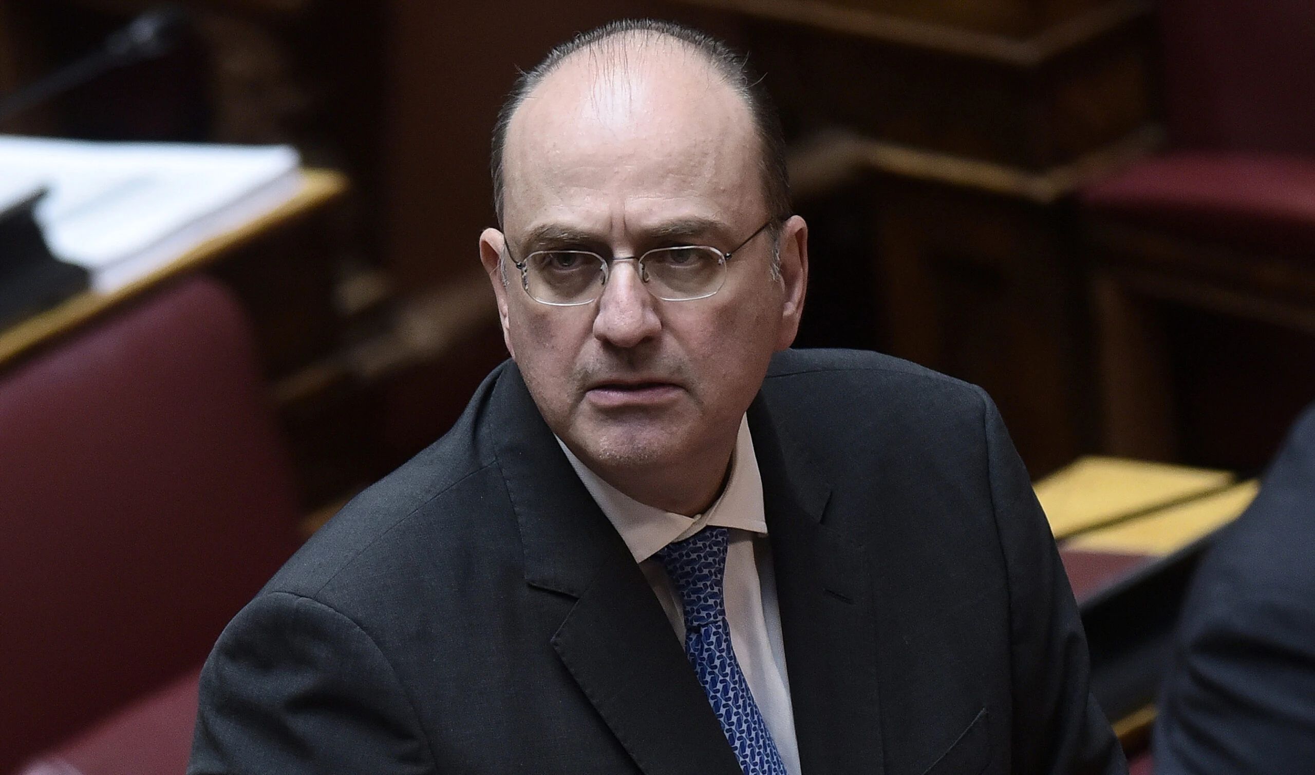 Featured Image of Ο Μακάριος, το πτυχίο, ο Μαρινάκης και ο… Κόκκαλης post