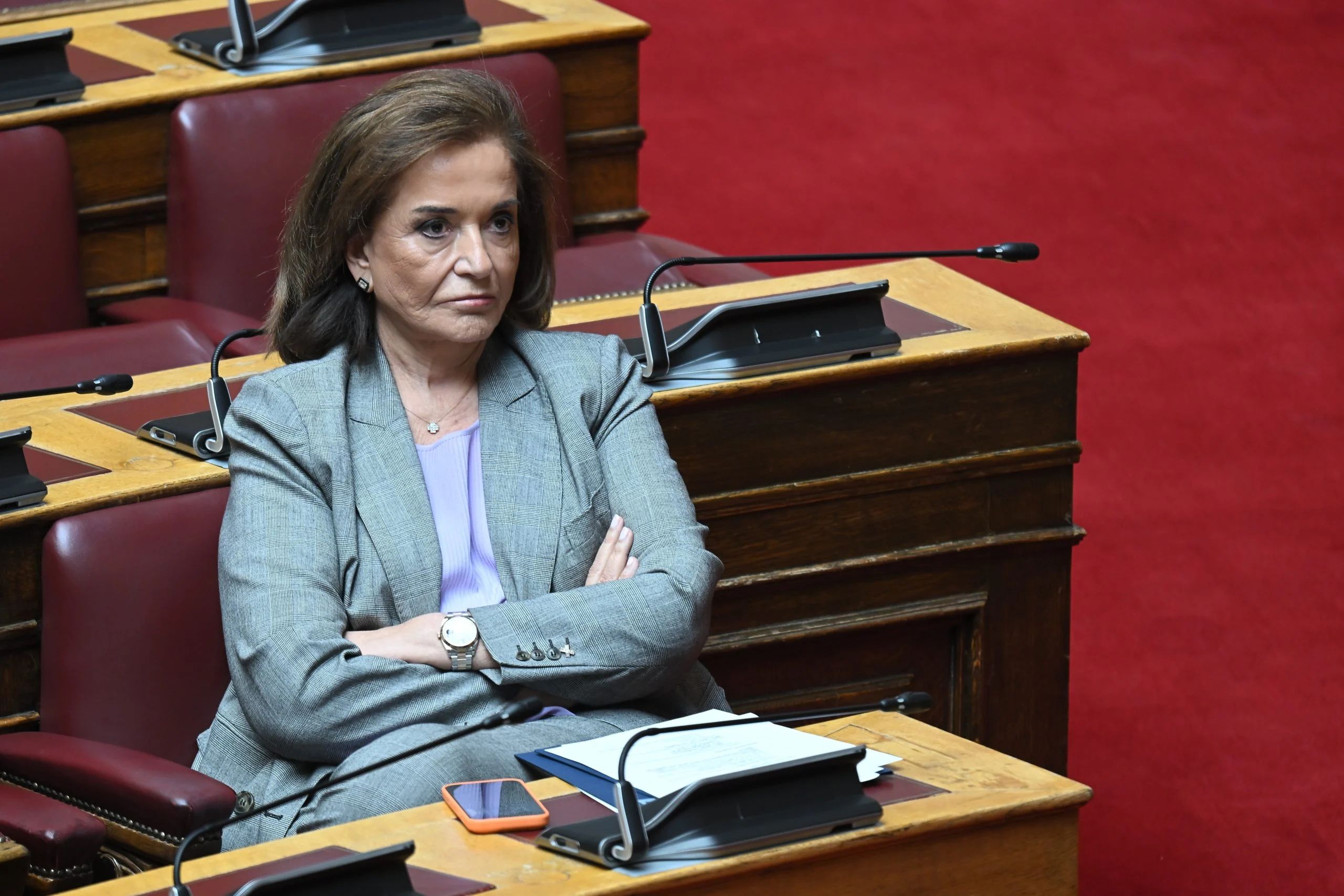 Featured Image of Το προληπτικό «ψαλίδι» της Ντόρας στο… κόμμα Σαμαρά post