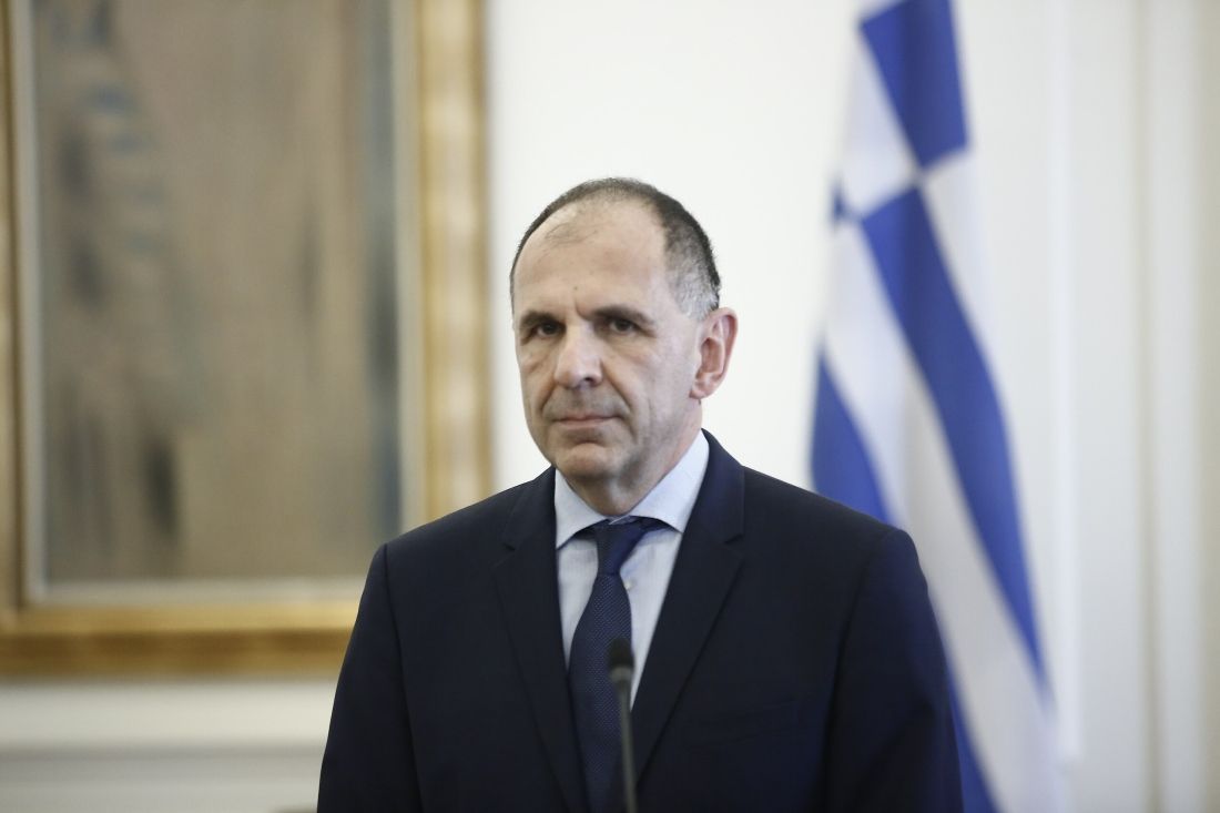 Featured Image of Το διπλωματικό θρίλερ της παραίτησης Χουρμουζιάδη που εκθέτει τον Γεραπετρίτη post