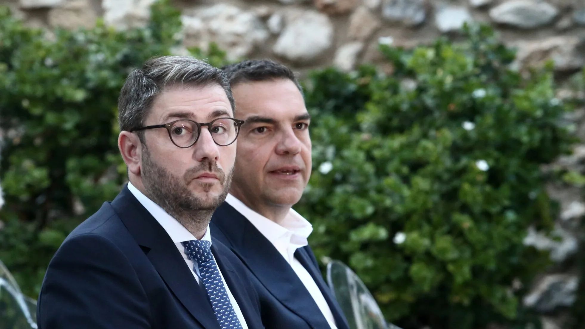 Featured Image of Πώς οι νέες αναβαθμίσεις από Moody’s και Scope Ratings περιορίζουν τα περιθώρια για οικονομικές παροχές post